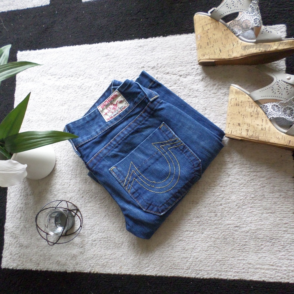 TRUE RELIGION JEANS